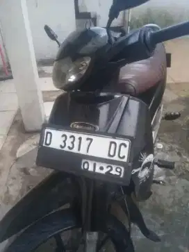 Kawasaki Blitz r 2004 kumplit