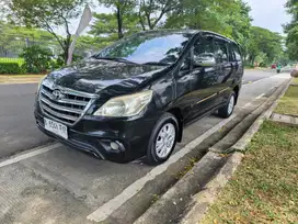 Toyota Kijang Innova 2014 Bensin