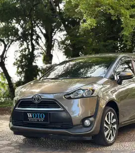 [ 89rb KM ] Toyota Sienta 1.5 V AT 2016