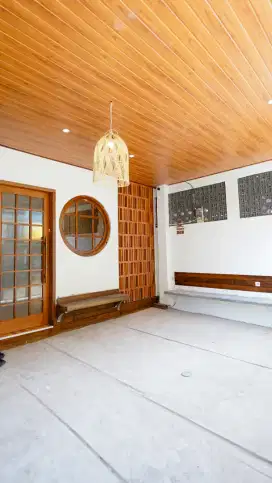 JUAL CEPAT! Kostan Baru Lux 8 Kamar Full Furnish di Bandung Timur