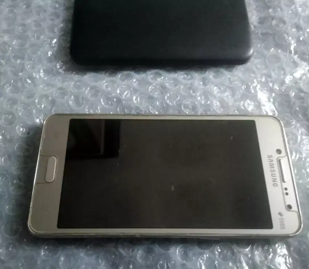 Samsung mulus j2 prime minus