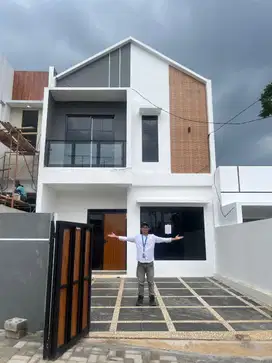 Dijual rumah 2 lantai murah free design di jatihandap Padasuka bandung