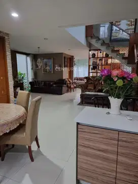 Dijual Cepat Rumah Premium 2 Lantai Di Pondok Indah FM13920