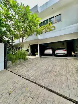 TURUN HARGA PRIME AREA DEKAT SENAYAN DAN SCBD