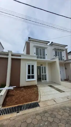 Hunian cantik siap huni lokasi terbaik di Depok kota