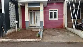 Dijual rumah di Executive Village beji depok