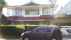 Dijual Rumah Nyaman 2 Lantai di Cinere Depok