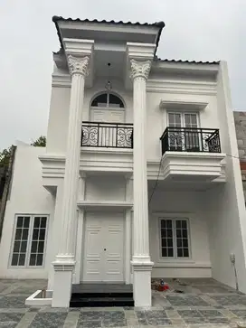 New Town House Modern  Classic di Ciracas Jakarta Timur
