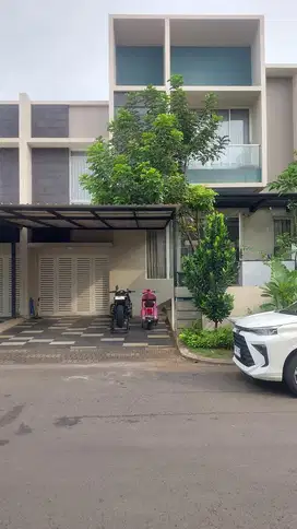Rumah murah dengan lantai marmer Cluster Mozart Gading Serpong