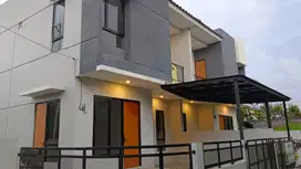 Di Jual Rumah Bangunan baru siap Huni posisi hook 2 Lantai di Kreo