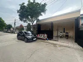 dijual rumah secondary berlokasi 5menit akses TOL legok