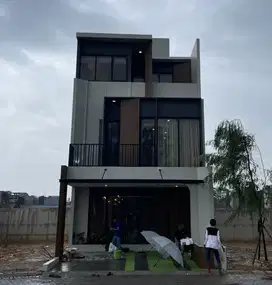 Hunan Baru 3 Lantai Kosambi jakbar Dekat Greenlake Master Bedroom Luas