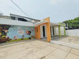 Rumah dijual Cempaka Putih Lokasi bisa usaha Jakarta Pusat