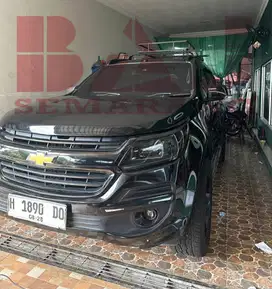 CHEVROLET TRAILBLAZER 2.5 LTZ MATIC HITAM SOLAR