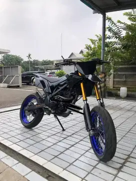 Kawasaki D-tracker SE/KLX
