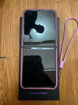 Samsung z flip 4 8/526