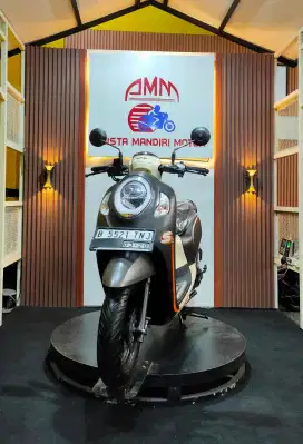SCOOPY STYLISH 2023 CASH&TRADE-IN