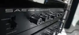 Parametrik SAE Two Parematric Equalizer EQ10 USA