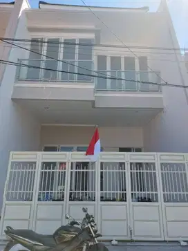 DIJUAL RUMAH BAGUS MINIMALIS MULYOSARI UTARA SURABAYA (NEW)