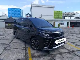CAKEP!! TOYOTA VOXY 2018