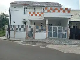 Di Jual Rumah Bagus - BSD Kencana Loka, TP