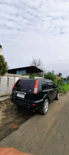 NISSAN X-TRAIL  2.5 ST AT 2005