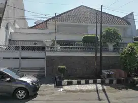 Dharmahusada Indah Timur, dekat GM