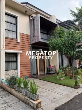 Rumah Dijual di Viladia Residence Lokasi Strategis Dekat Tol JORR