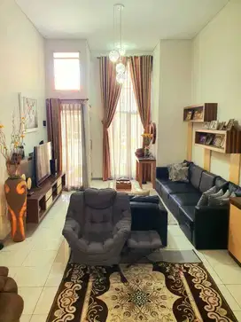 Rumah di Kota Baru Parahyangan, Minimalis Full Furnished