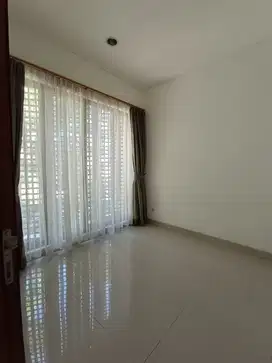 Rumah 3 kamar tidur siap huni BSD Tangeranb