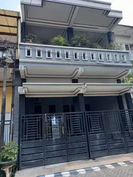 Rumah Furnished Dekat Tol Perumahan Gunungsari Indah Wiyung Surabaya