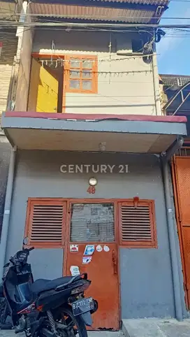 Rumah 2 Lantai Di Laksa Dekat Daerah Pecinan
