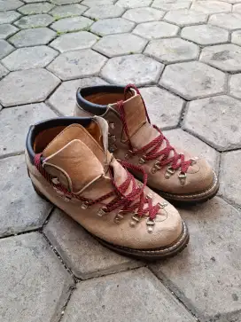 Vintage Mountaineering Hiking Boots