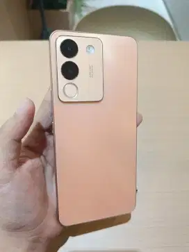 Vivo V29e fulset like new