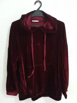 Sweater Hoodie Wanita by Zara Trafaluc Red Velved