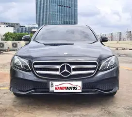 Mercedes Benz E250 W213 Tahun 2016 Automatic Hitam metalik