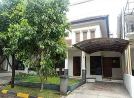 Di Jual Rumah Asri Bandung