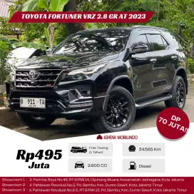 FORTUNER  GR AT 2.8 DISEL 2023 HITAM