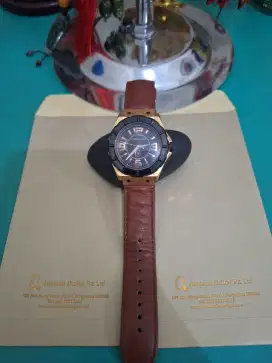 Jam tangan branded 
Cerruti 1881  CRA020D222b 
Limited edition 
Barang