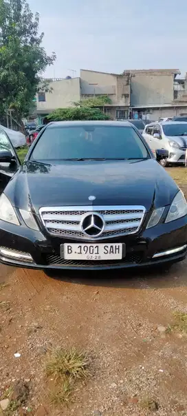 Mercedes-Benz E200 2012 Bensin