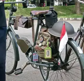 Sepeda Militer Merk BSA Tipe MKV barang langka