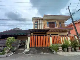 DIJUAL 2 RUMAH JADI 1 FULL FURNISH PERUMNAS TALANG KELAPA