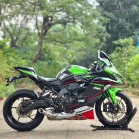 KAWASAKI ZX25R ABS SE KRT 2021 KM 9000 ISTIMEWA PAJAK PANJANG
