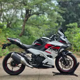 KAWASAKI NEW NINJA 250 ABS KEYLESS 2019 KM 6000 ISTIMEWA SIAP GAS