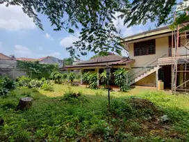 Rumah murah Condet, tanah luas