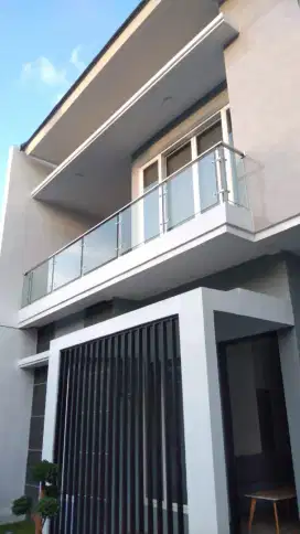 Railing Balkon Stainless Kaca Tempered Jogja