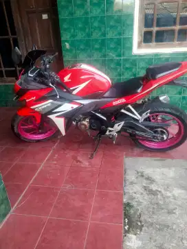 Honda CBR 150 limited