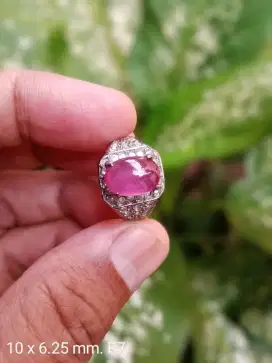 Natural Batu Permata Ruby
