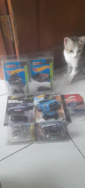 Hotwheels all item + majorate 1 pcs