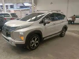 Mitsubishi Xpander Cross Premium AT 2021 Putih PREMIUM F1848NN